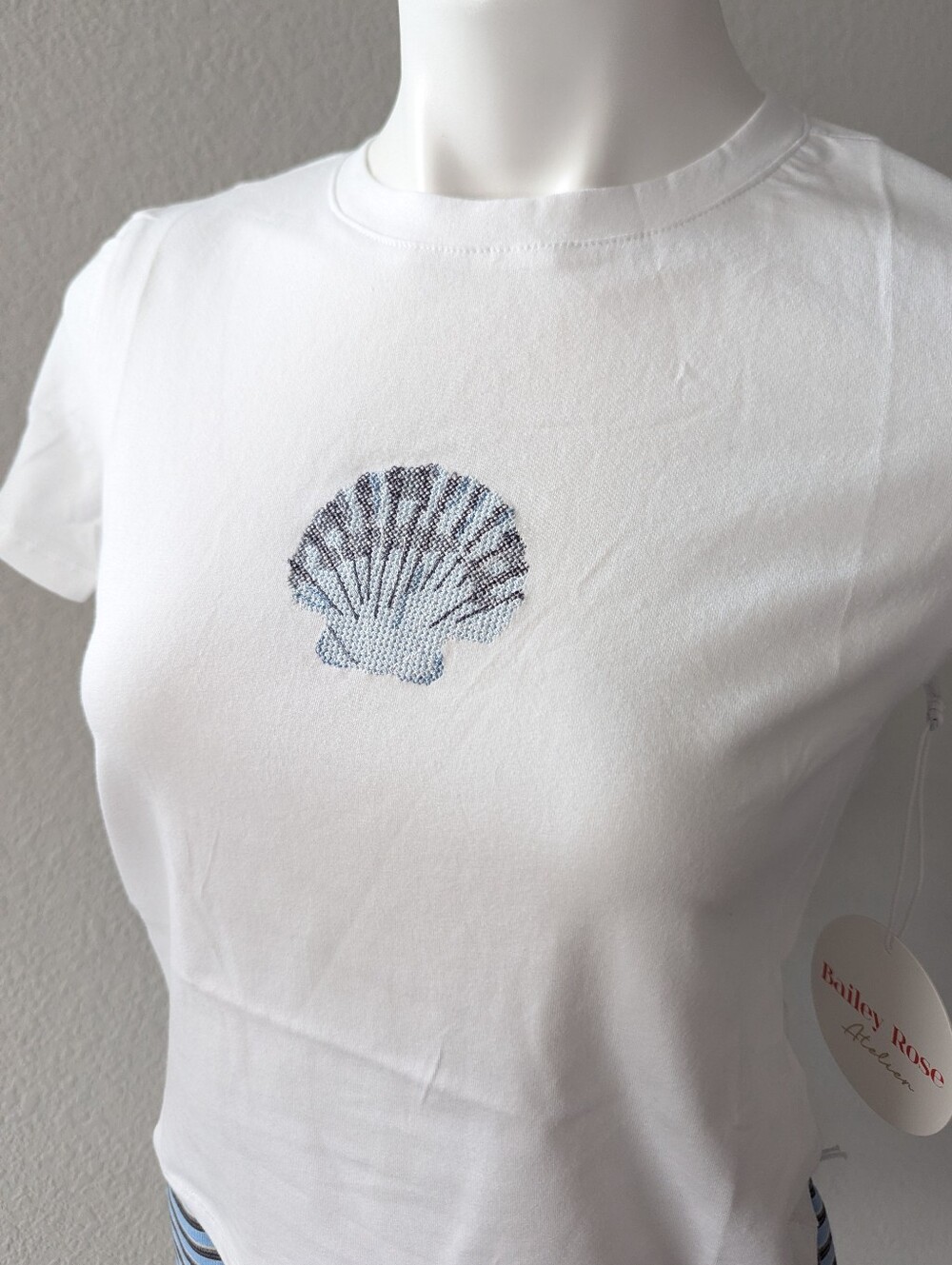 Bailey Rose Embroidered Sea Shell T-Shirt - Picture 3 of 8